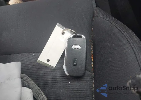 2021 Kia K5 Lxs z USA, uszkodzony, nr VIN 5XXG14J27MG060185